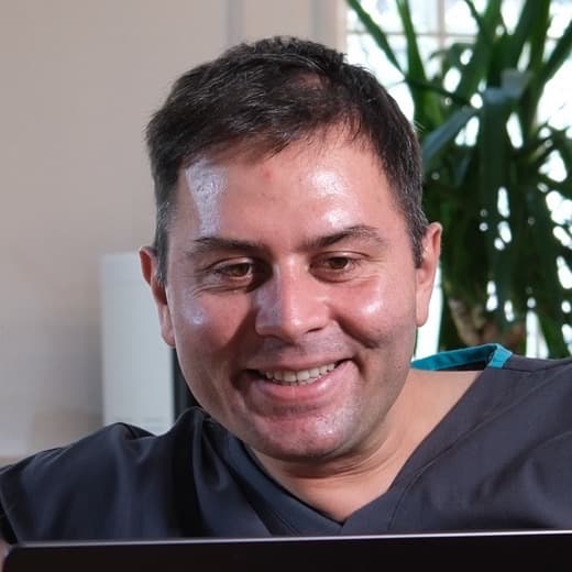 Dt. Kadir Özgül